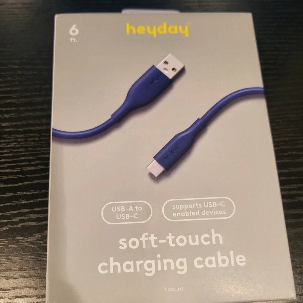 NWT heyday 6 ft soft touch charging usb a to usb c